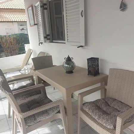 Foivos Seaside Apartments Агиос-Георгиос Экстерьер фото