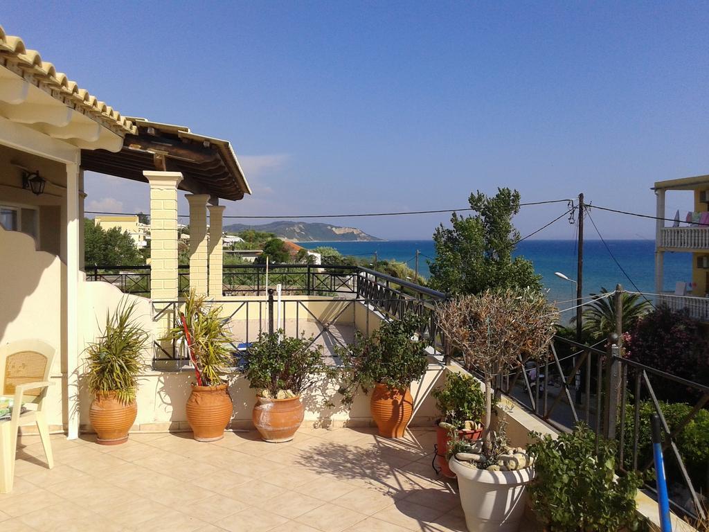 Foivos Seaside Apartments Агиос-Георгиос Номер фото