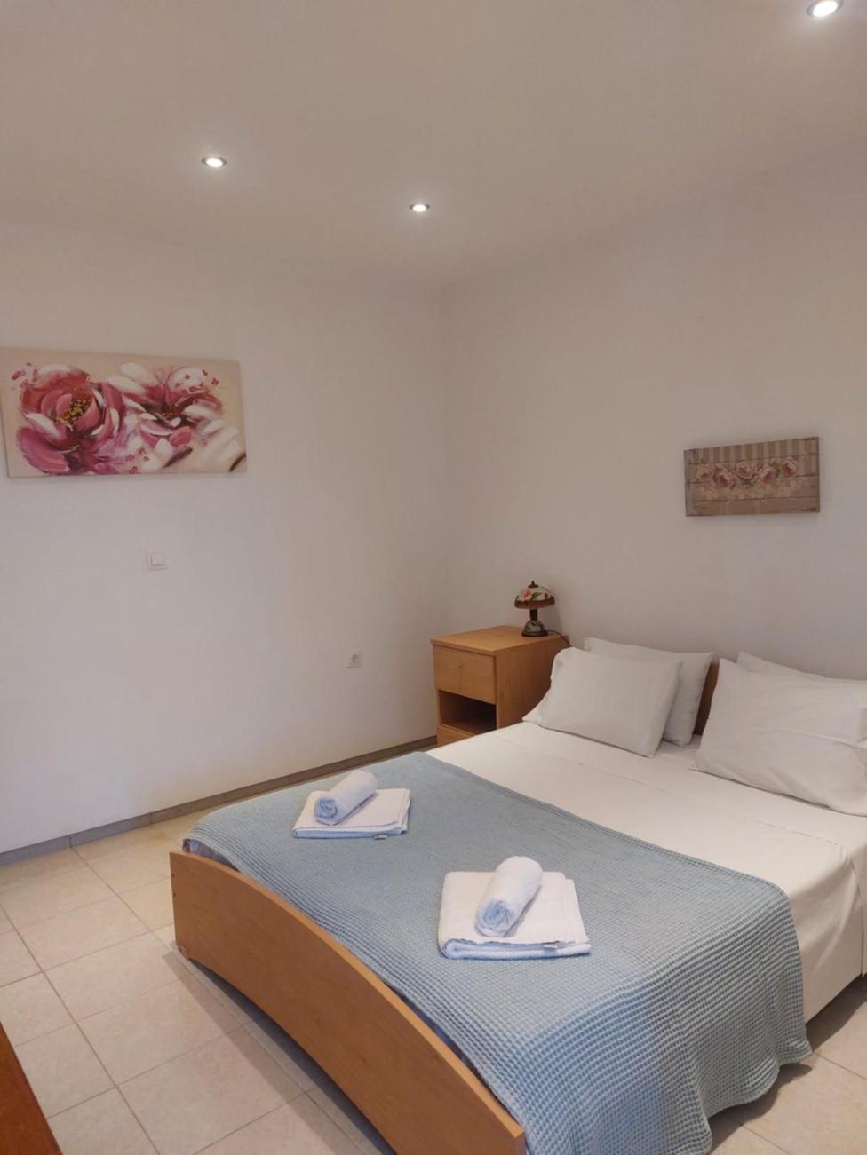 Foivos Seaside Apartments Агиос-Георгиос Экстерьер фото
