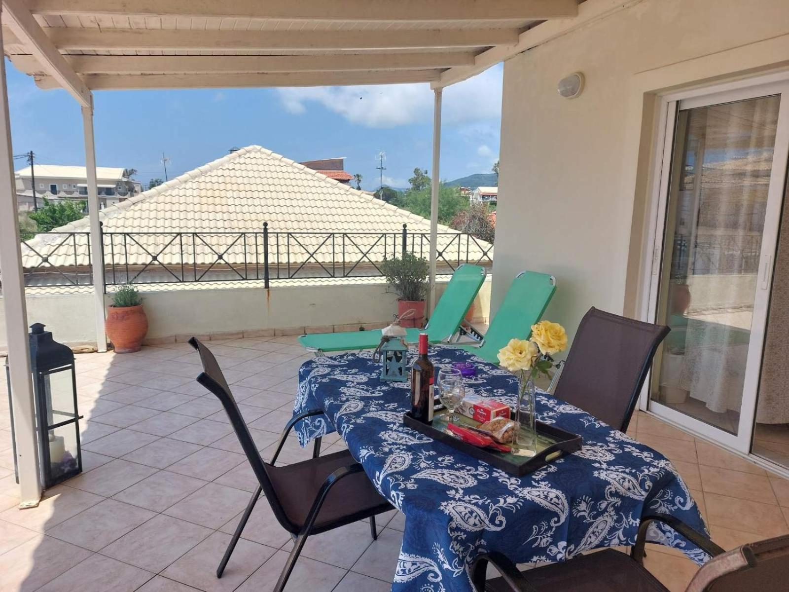 Foivos Seaside Apartments Агиос-Георгиос Номер фото