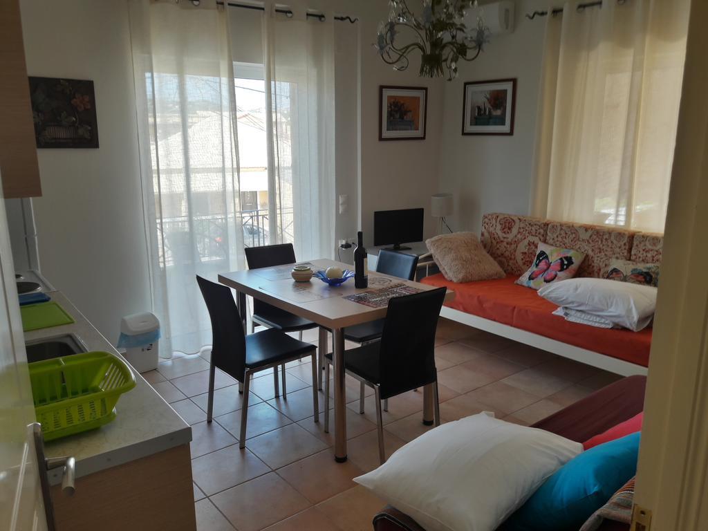 Foivos Seaside Apartments Агиос-Георгиос Экстерьер фото
