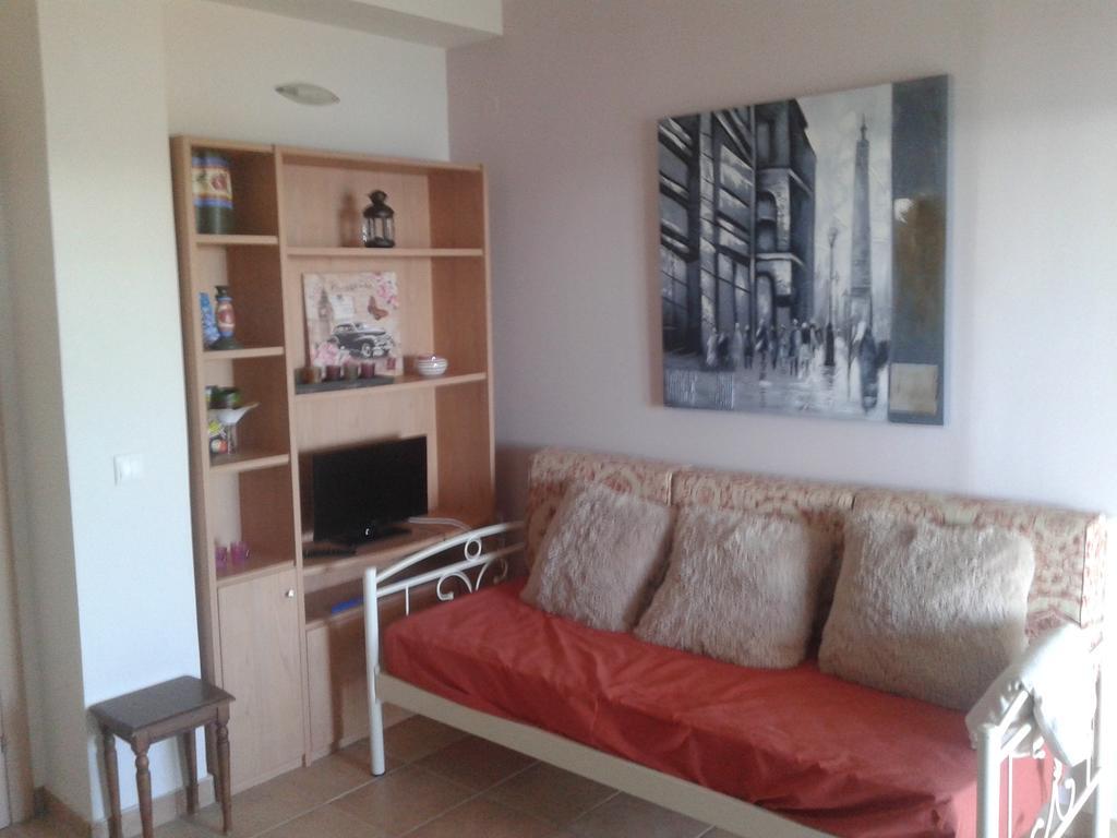 Foivos Seaside Apartments Агиос-Георгиос Экстерьер фото