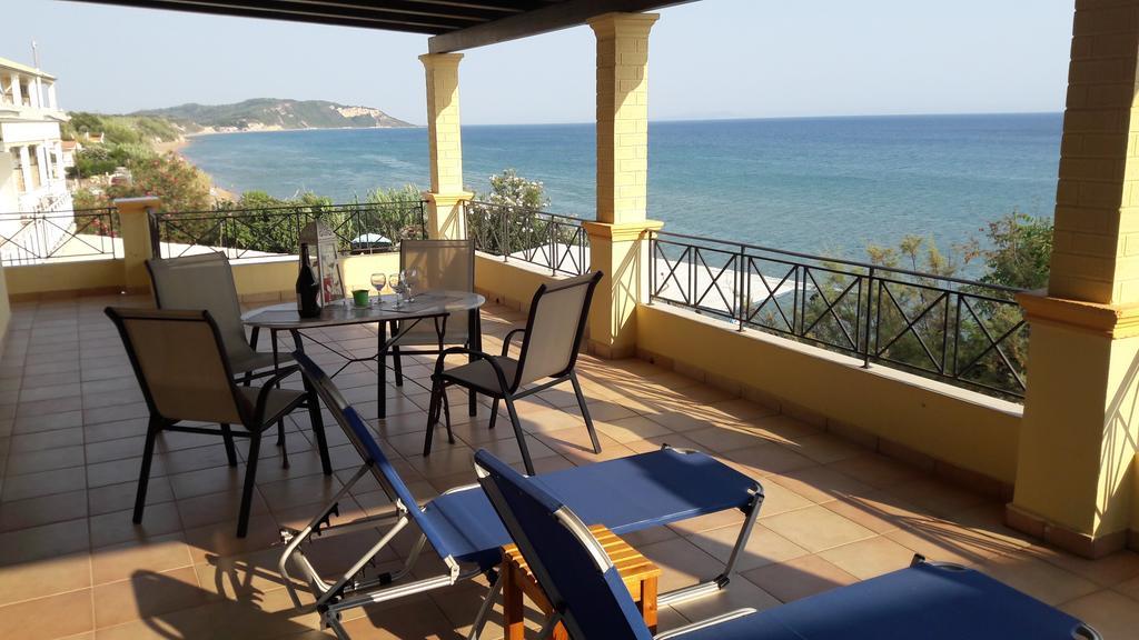 Foivos Seaside Apartments Агиос-Георгиос Экстерьер фото